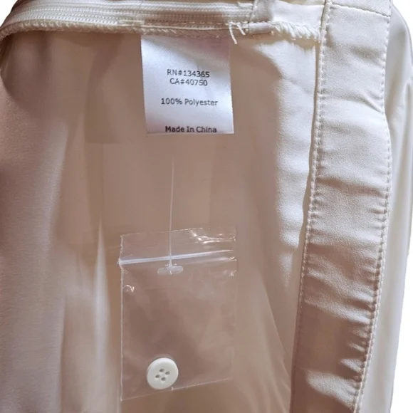 Byron Byron Lars Cream Twist Front Long Sleeve Satin Blouse Size 8 Classic - Picture 9 of 9